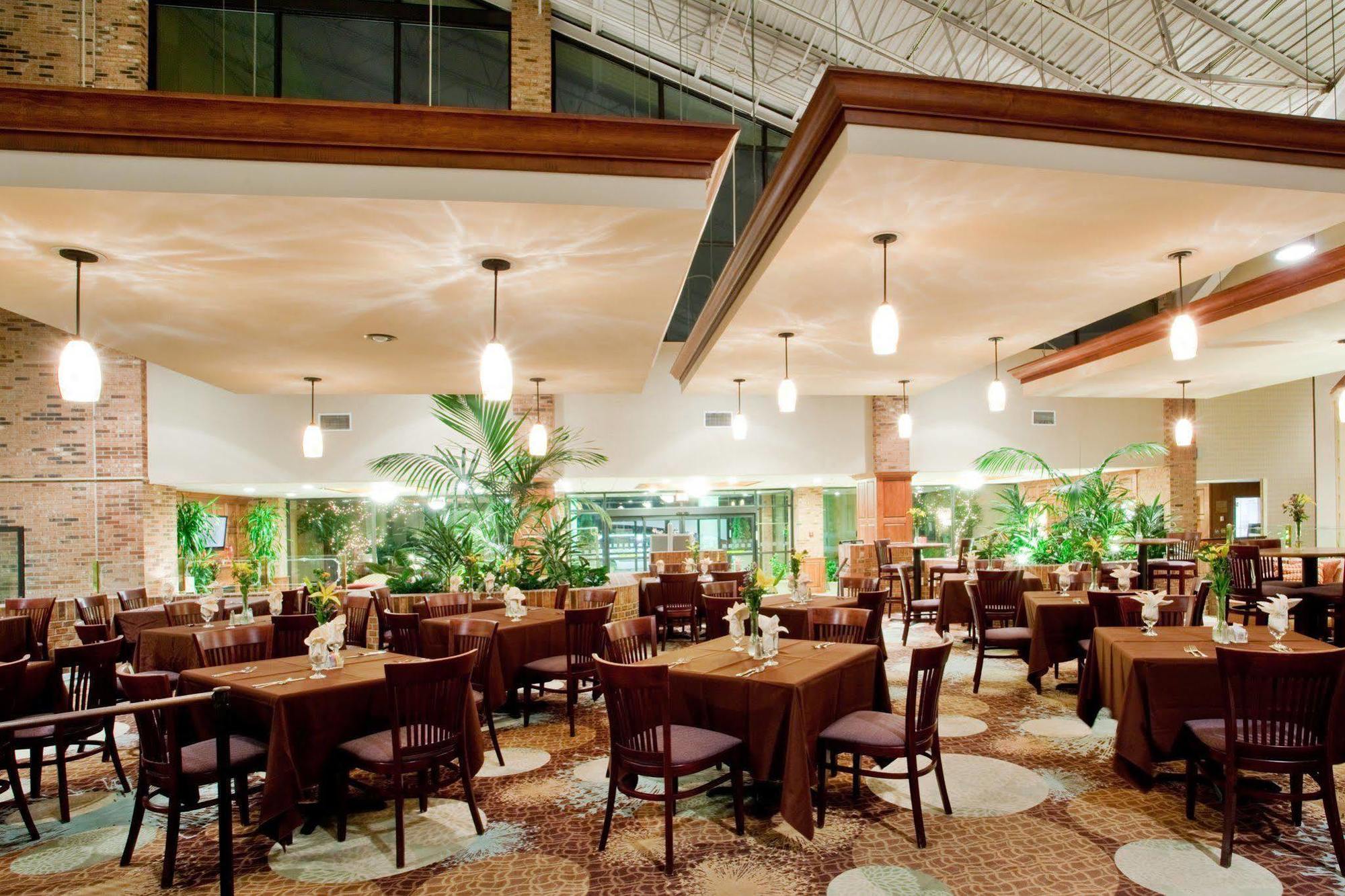 Holiday Inn Roanoke Airport - Conference Ctr By Ihg Exterior foto
